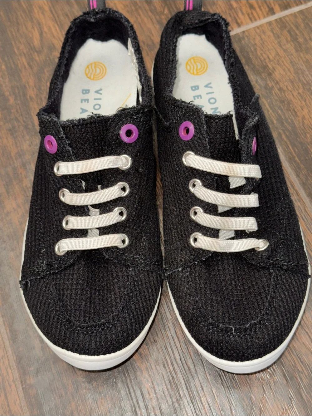 Vionic Pismo Sneaker - Picture 3 of 8